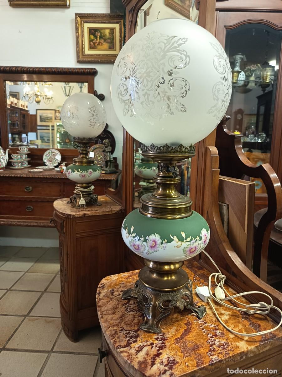 Vintage: L&aacute;mpara sobremesa Quinqu&eacute; -2 Uds disponibles