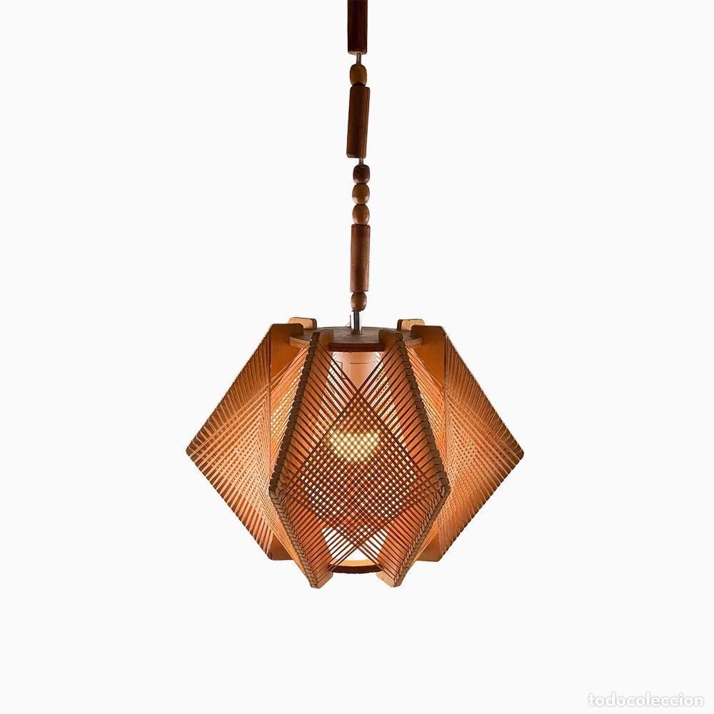 Vintage: L&aacute;mpara de madera y rafia, 1970s - Foto 3