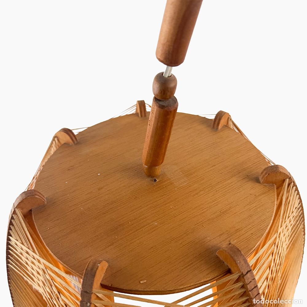 Vintage: L&aacute;mpara de madera y rafia, 1970s - Foto 5