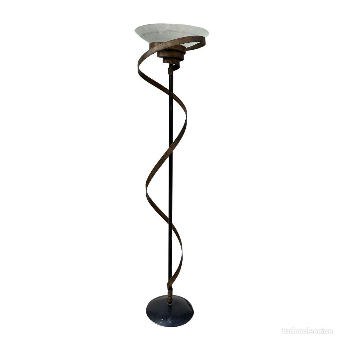 Vintage: L&aacute;mpara de pie, vidrio marmolado y hierro, estilo Art D&eacute;co, 70&rsquo;s &ndash; Italia