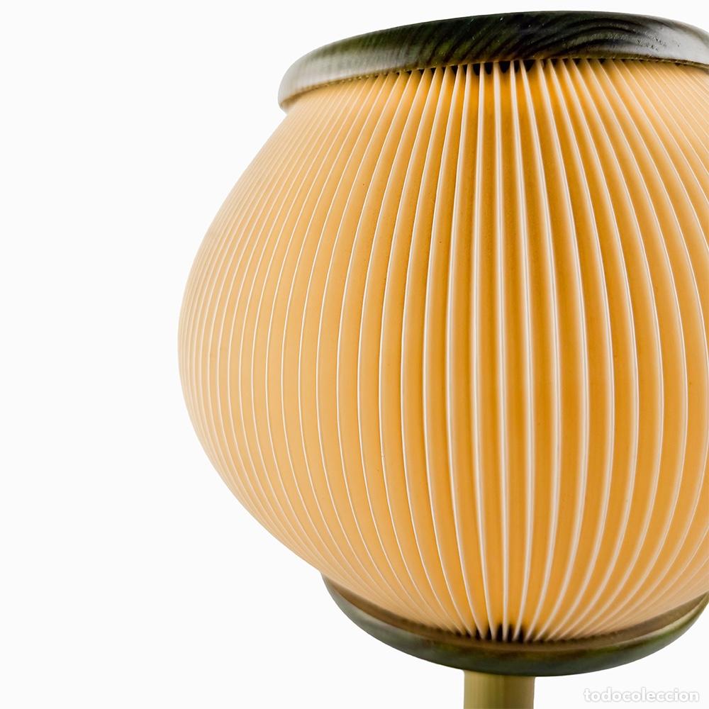 Vintage: L&aacute;mpara de mesa con pantalla plisada, 1980s - Foto 5