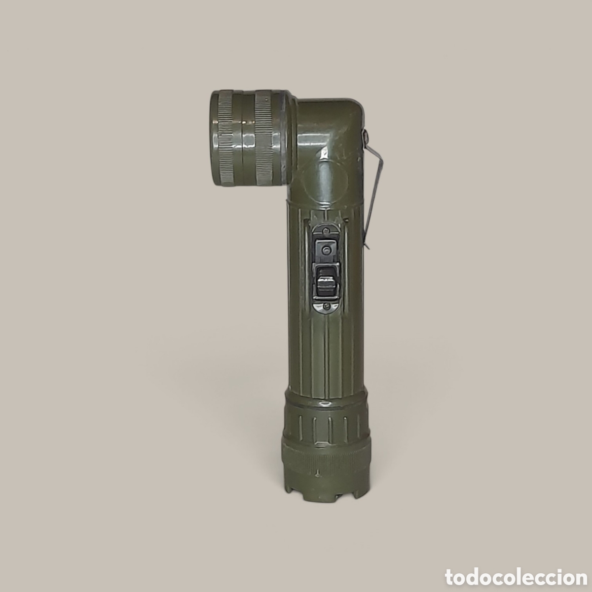 Vintage: Linterna militar vintage.