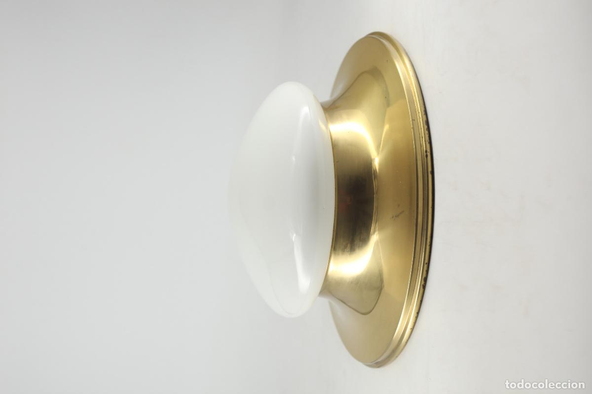 Vintage: aplique pared techo vintage Metalarte espa&ntilde;a a&ntilde;os 70 metal dorado cristal blanco space age