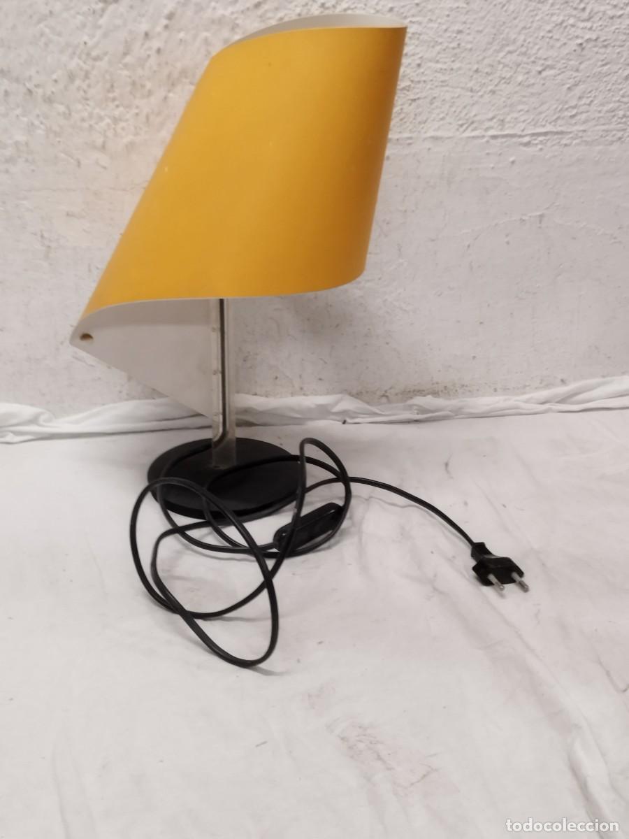Vintage: L&aacute;mpara de mesa Nautilus. Mario Barbaglia y Marco Colombo para Italiana Luce. A&ntilde;os 90. Vintage.