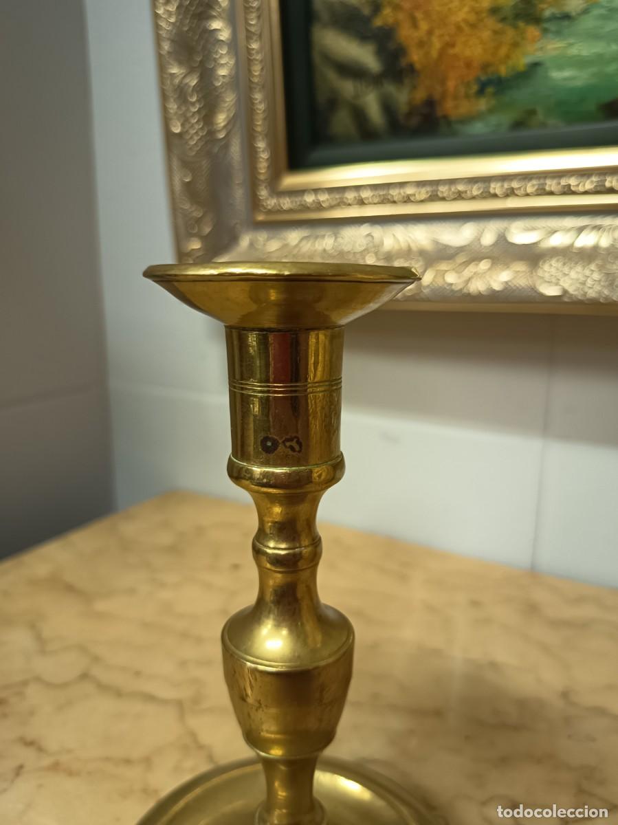 Vintage: Portavelas antiguo lat&oacute;n 17 cm - Foto 8