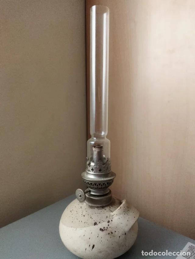 Vintage: L&aacute;mpara de aceite antigua