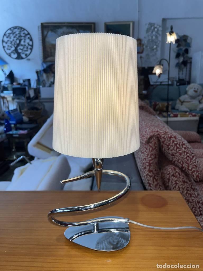 Vintage: L&Aacute;MPARA DE MESA MARCA MANTRA - Foto 2