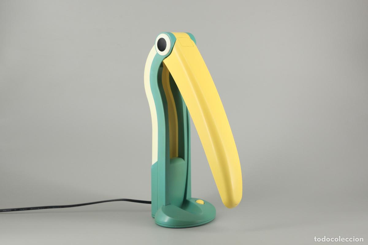 Vintage: l&aacute;mpara sobremesa escritorio Tuc&aacute;n Huangslite dise&ntilde;o T.H. Huang verde a&ntilde;os 80