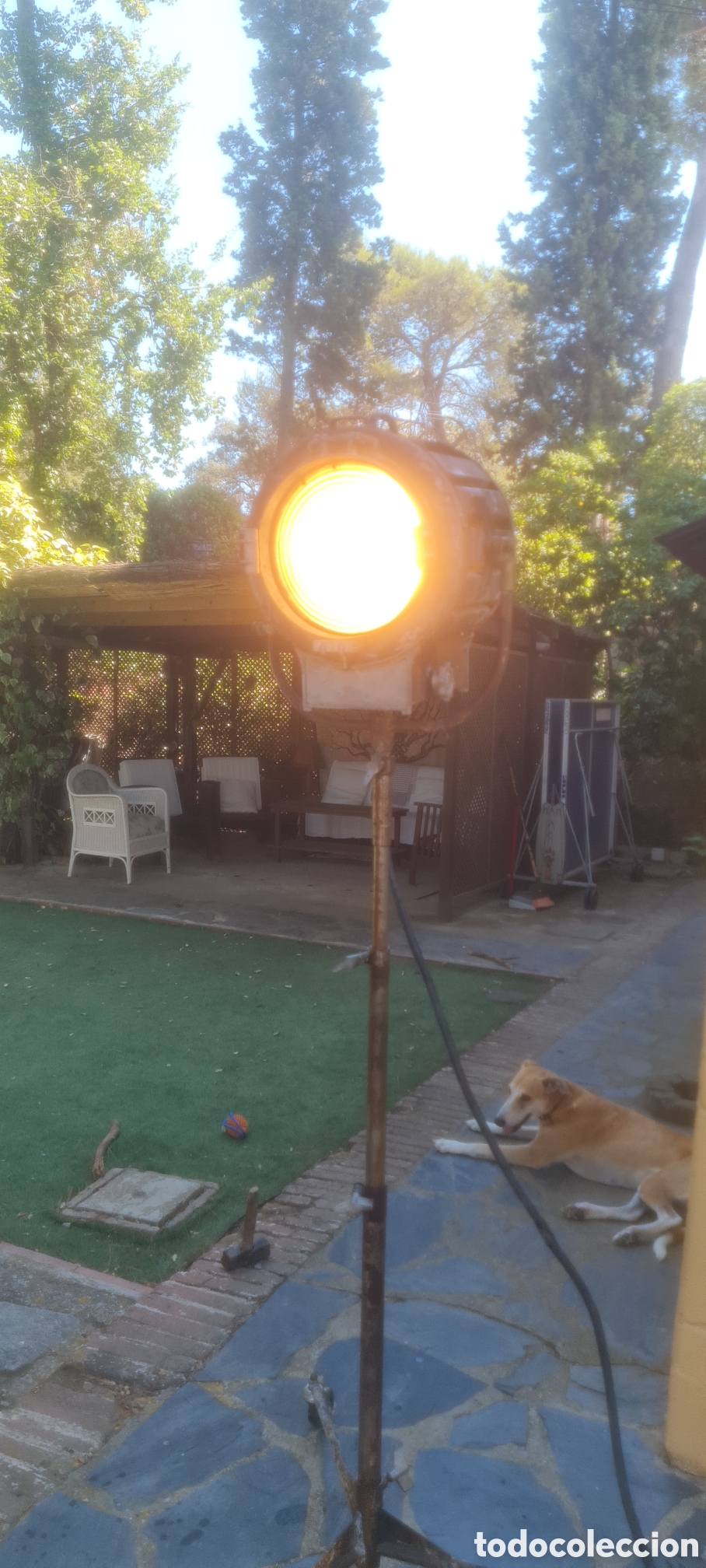 Vintage: Original Mole Richardson MR-410 2K Fresnel Spotlight w/ Rolling Stand 1961