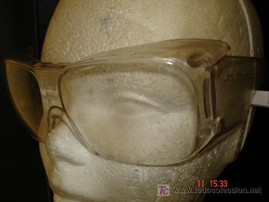 Vintage: GAFAS INDUSTRIALES CON PROTECCION LATERAL - Foto 1
