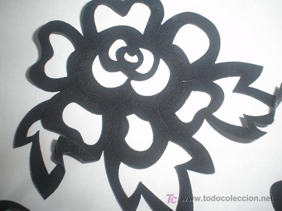 Vintage: TRES FLORES PARA PEGAR CON LA PLANCHA - Foto 2