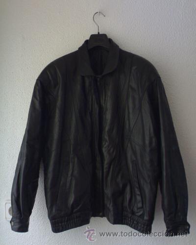 Vintage: CHAQUET&Oacute;N DE PIEL NEGRO. - Foto 1