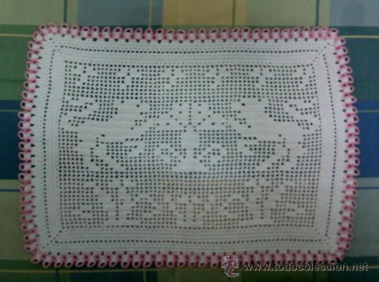 Vintage: PA&Ntilde;ITO DE MESA DE GANCHILLO. - Foto 1