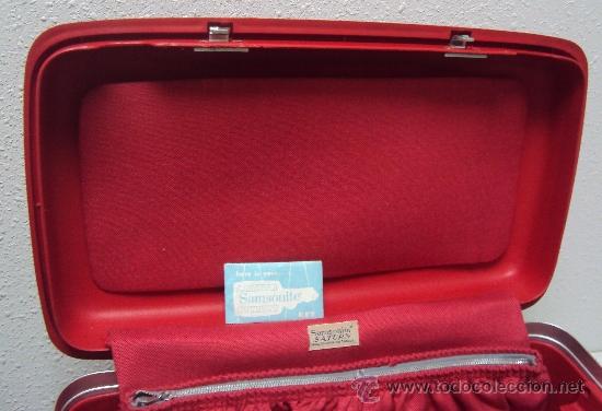 Neceser de viaje samsonite saturn rojo años 70 - Vendido en Subasta -  34388345