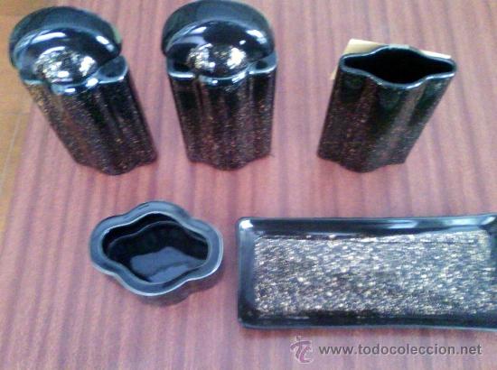 Vintage: JUEGO TOCADOR NEGRO CON DORADO - Foto 1