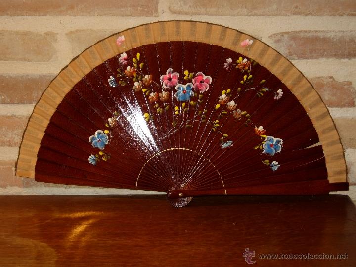 Vintage: ABANICO DE MADERA PINTADO - Foto 3