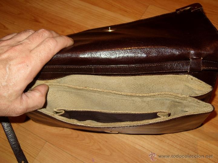 Vintage: BOLSO PIEL DE COCODRILO MARRON. - Foto 5