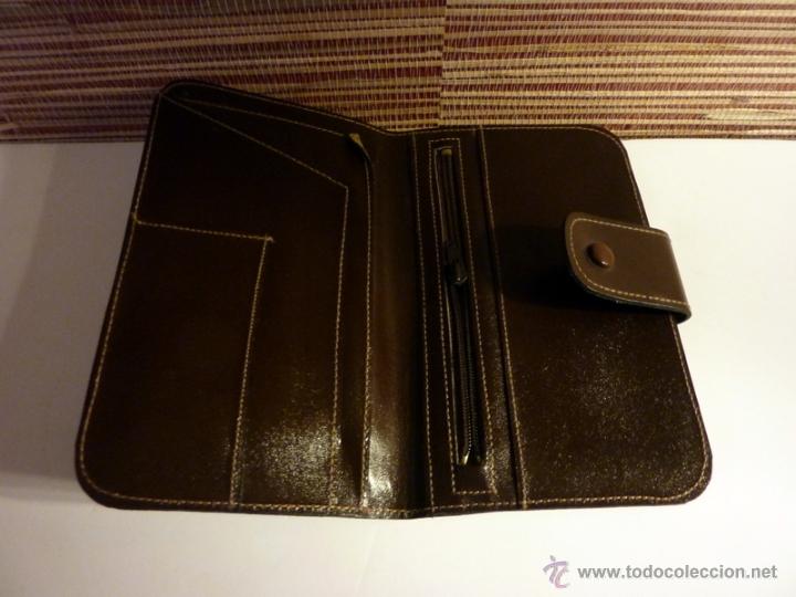 Vintage: Cartera en piel negra con insertos en piel de serpiente - Foto 2