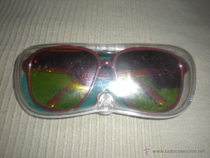Vintage: ANTIGUAS GAFAS DE SOL EN SU ESTUCHE . - Foto 1