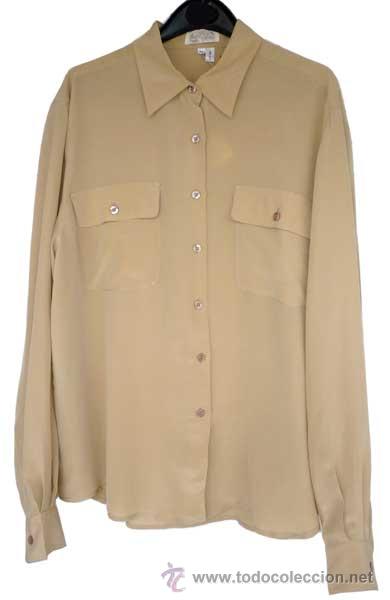 camisa beige mujer