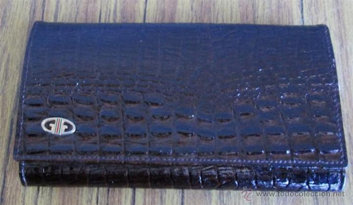 Vintage: MONEDERO de cuero repujado - Color marron - Foto 1