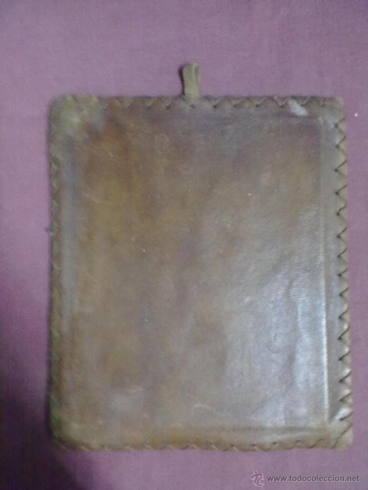 Vintage: ESPEJO MARCO DE CUERO COSIDO Y REPUJADO - Foto 2