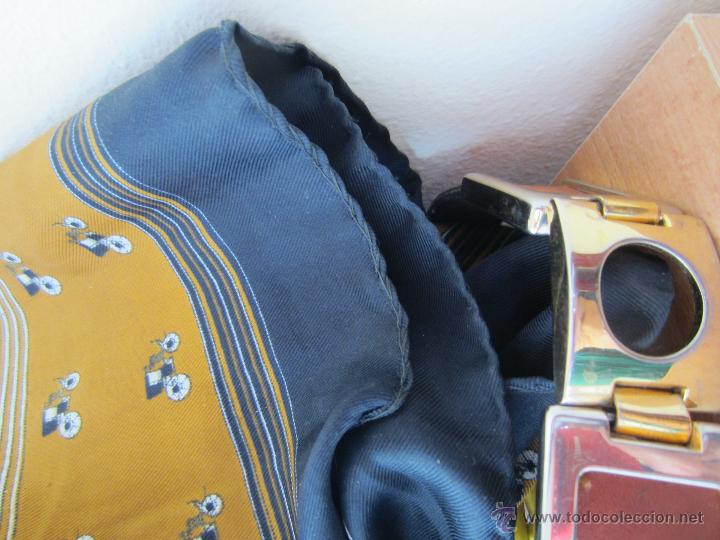 Vintage: Conjunto de pa&ntilde;uelo y cintur&oacute;n en piel - Foto 2