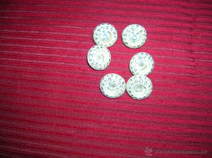 Vintage: Seis botones blanco roto,con brillos - Foto 1