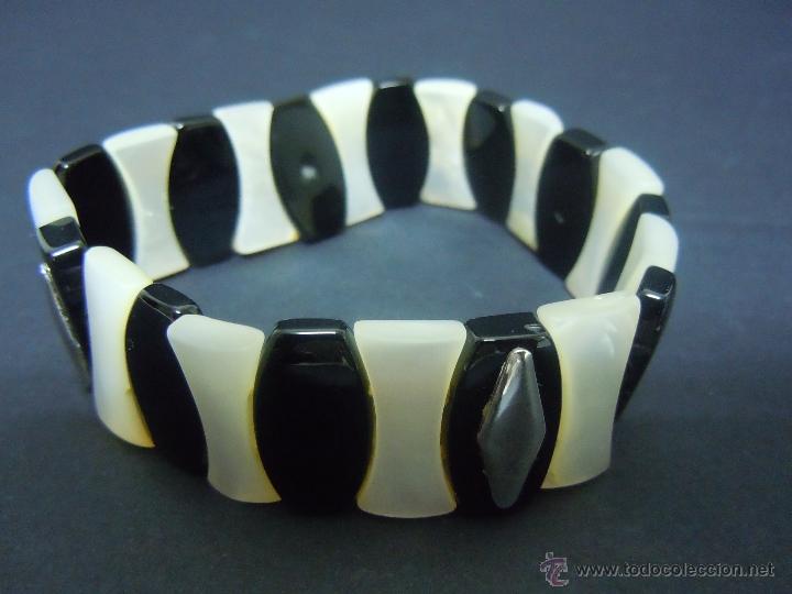 Vintage: PULSERA DE NACAR Y APLICACIONES DE PLATA - Foto 1