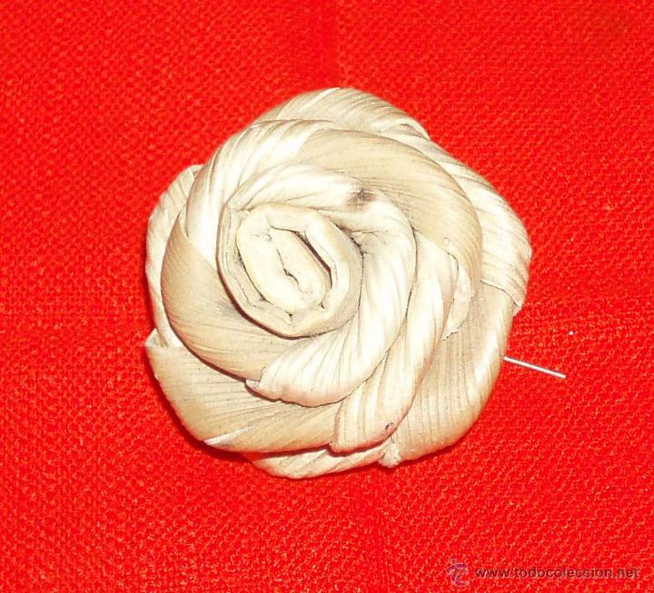 Vintage: alfiler o pin rosa de mimbre 5 cms - Foto 1