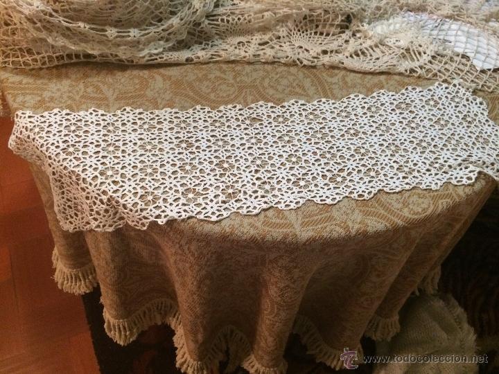 Vintage: Antiguo tapete rectangular hecho a mano en ganchillo blanco - Foto 1