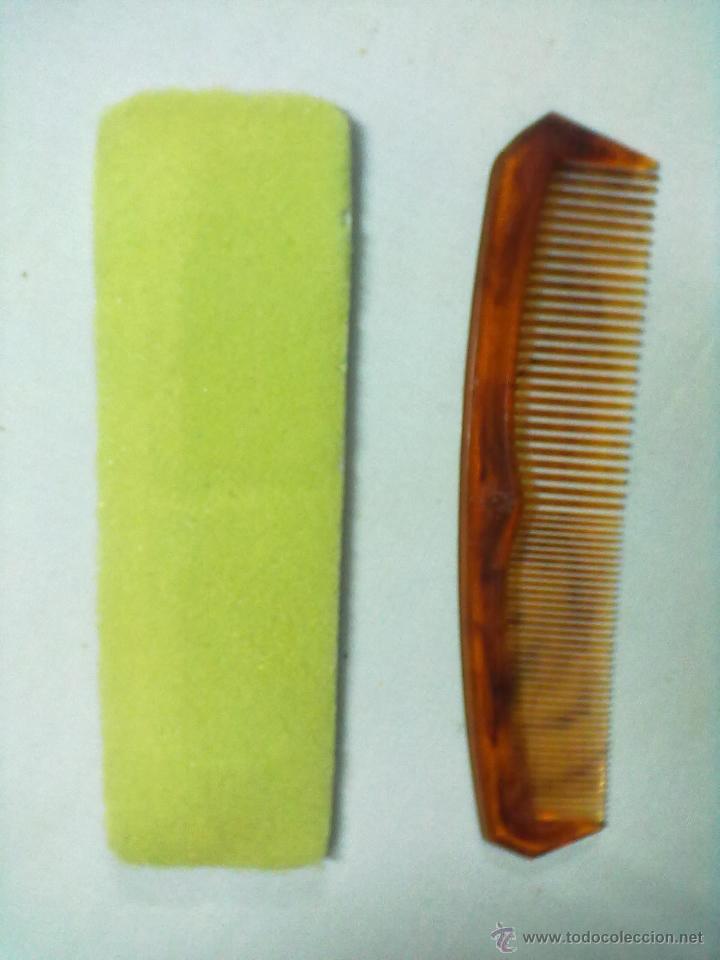 Vintage: PEINE EN SU FUNDA VERDE - Foto 2