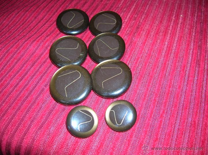 Vintage: Muy originales botones beis y marr&oacute;n - Foto 1