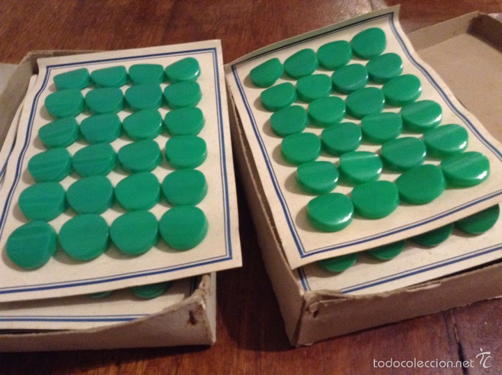Vintage: Botones de pasta verdes a&ntilde;os 60 - Foto 1