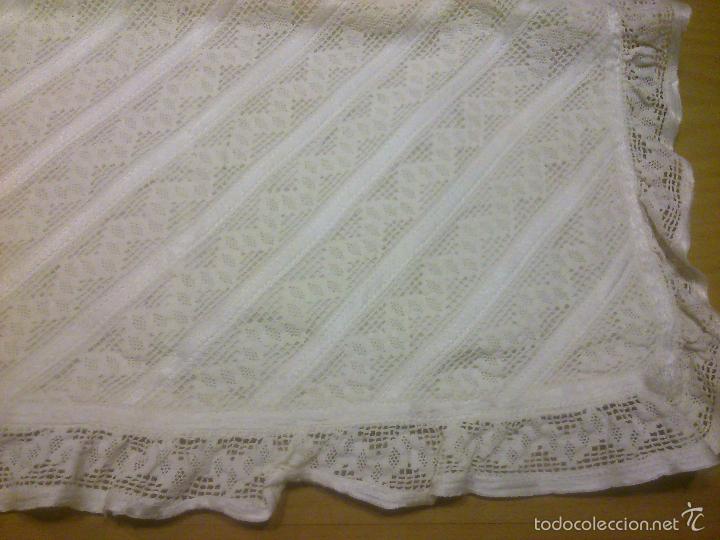 Vintage: ** COJIN CON ENTRED&Oacute;S Y CINTA DE RASO {Rf:90/*) - Foto 2