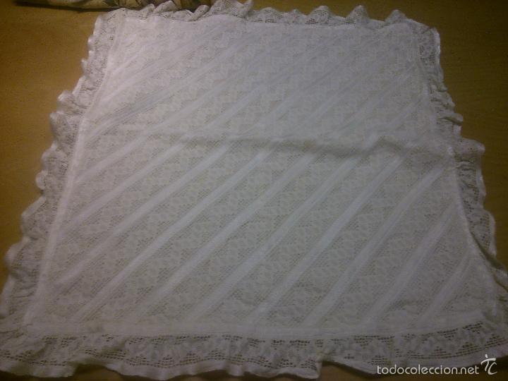 Vintage: ** COJIN CON ENTRED&Oacute;S Y CINTA DE RASO {Rf:90/*) - Foto 5