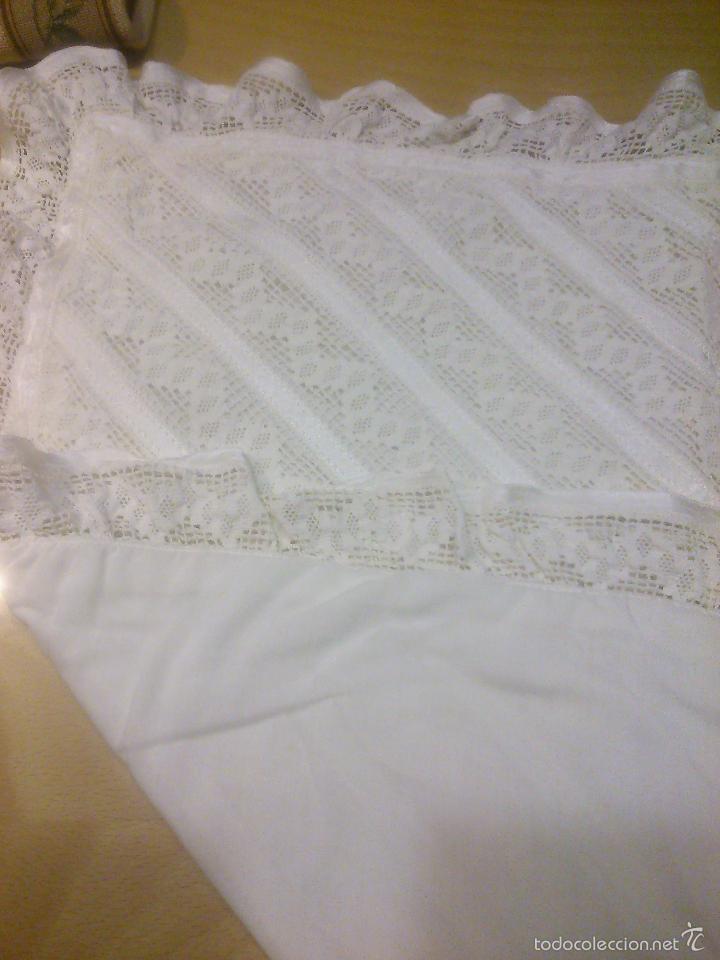 Vintage: ** COJIN CON ENTRED&Oacute;S Y CINTA DE RASO {Rf:90/*) - Foto 6