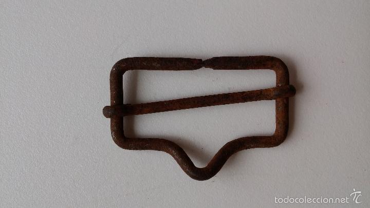 Vintage: Hebilla de 4 x 2,8 cms - Foto 1