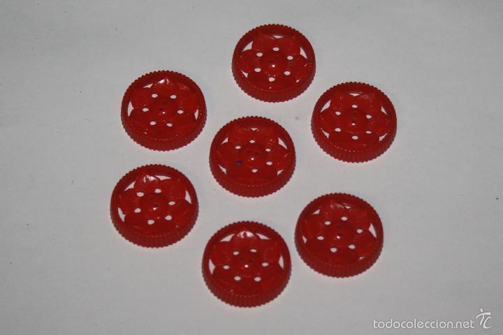 Vintage: lote 7 botones color rojo con flor central - Foto 1