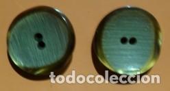 Vintage: Dos botones vintage pl&aacute;sticos - Foto 1