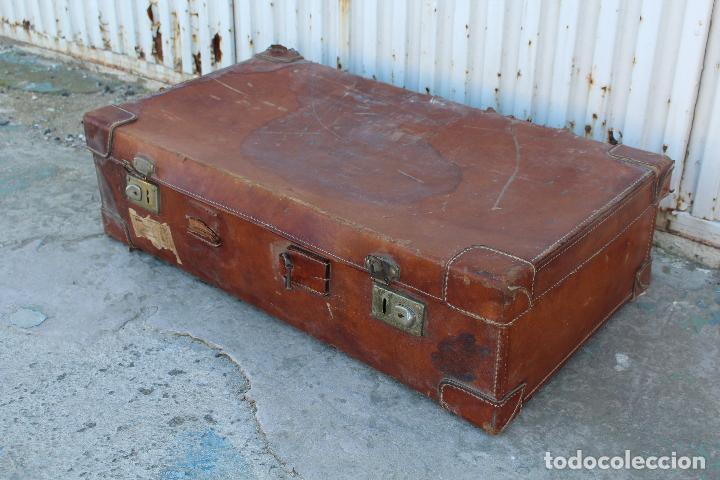 Vintage: maleta de piel antigua - Foto 2