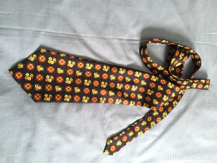 Vintage: CORBATA. SEDA. AMICHI UOMO - Foto 1