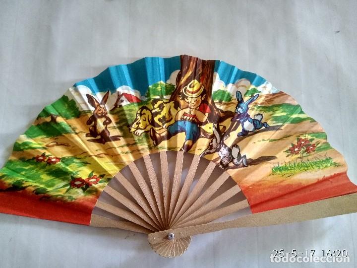 Vintage: Antiguo abanico de colecci&oacute;n de Madera y Papel - Foto 1