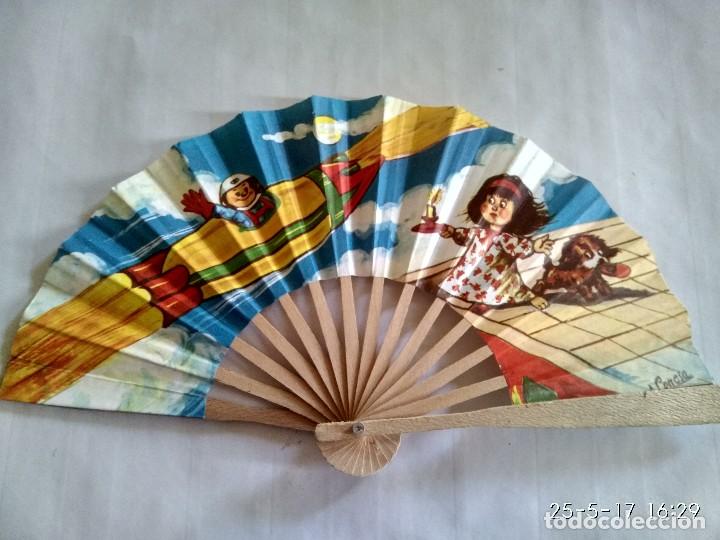 Vintage: Antiguo abanico de colecci&oacute;n de Madera y Papel - Foto 1
