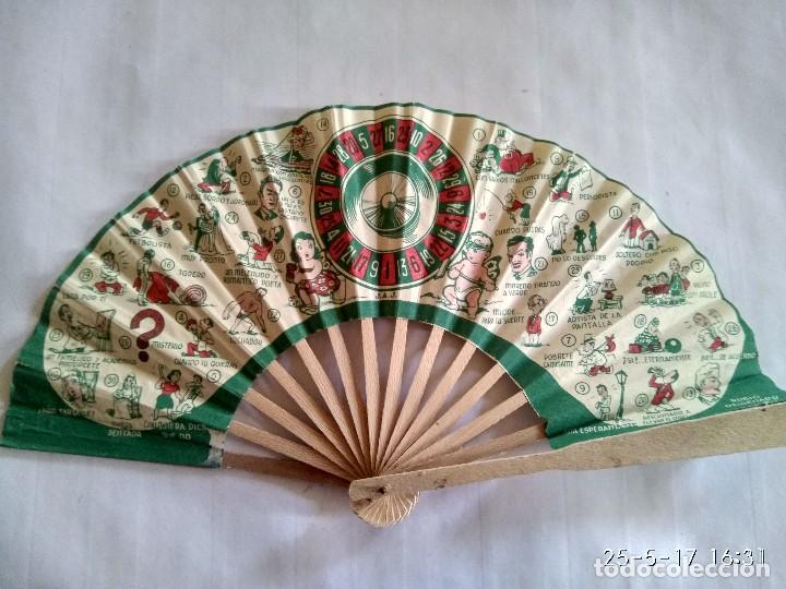 Vintage: Antiguo abanico de colecci&oacute;n de Madera y Papel - Foto 1