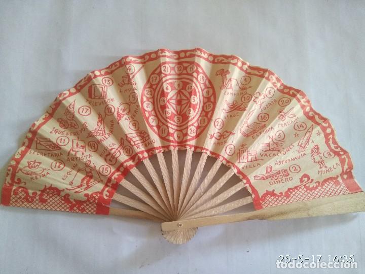 Vintage: Antiguo abanico de colecci&oacute;n de Madera y Papel - Foto 1