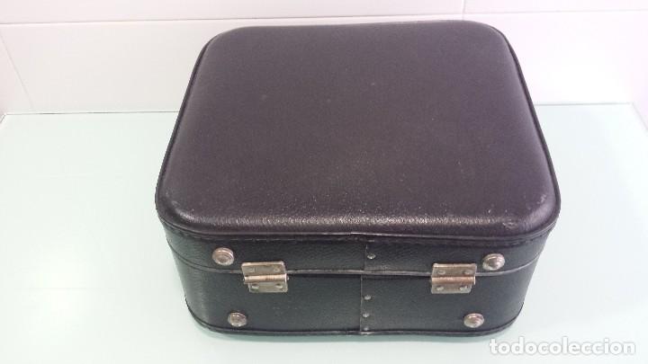 Vintage: Maleta de mano a&ntilde;os 60/70 - Foto 2