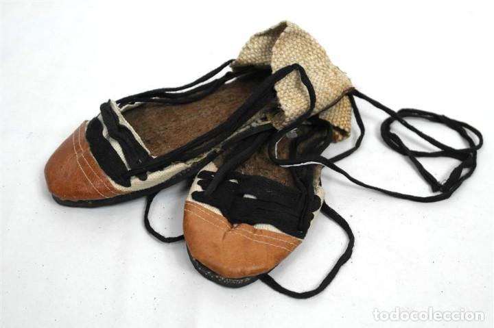 Vintage: Alpargatas mi&ntilde;oneras - Foto 2