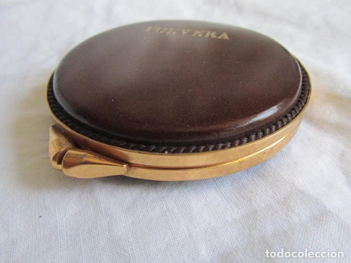 Vintage: Polvera de cuero o material. Grabado dorado Polvera - Foto 5