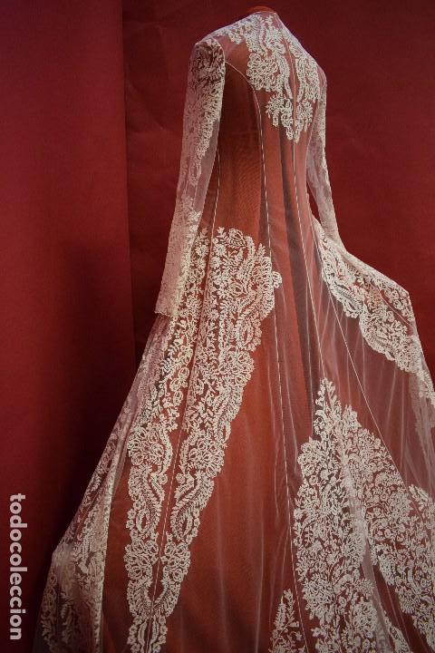 Vintage: Espectacular abrigo / velo de novia en encaje de Granada con tramaje simil encaje de Bruselas - Foto 12 - 103728727